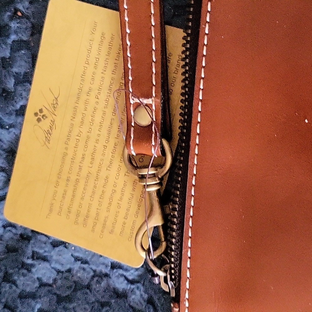 Patricia nash wristlet - Picture 4 of 6